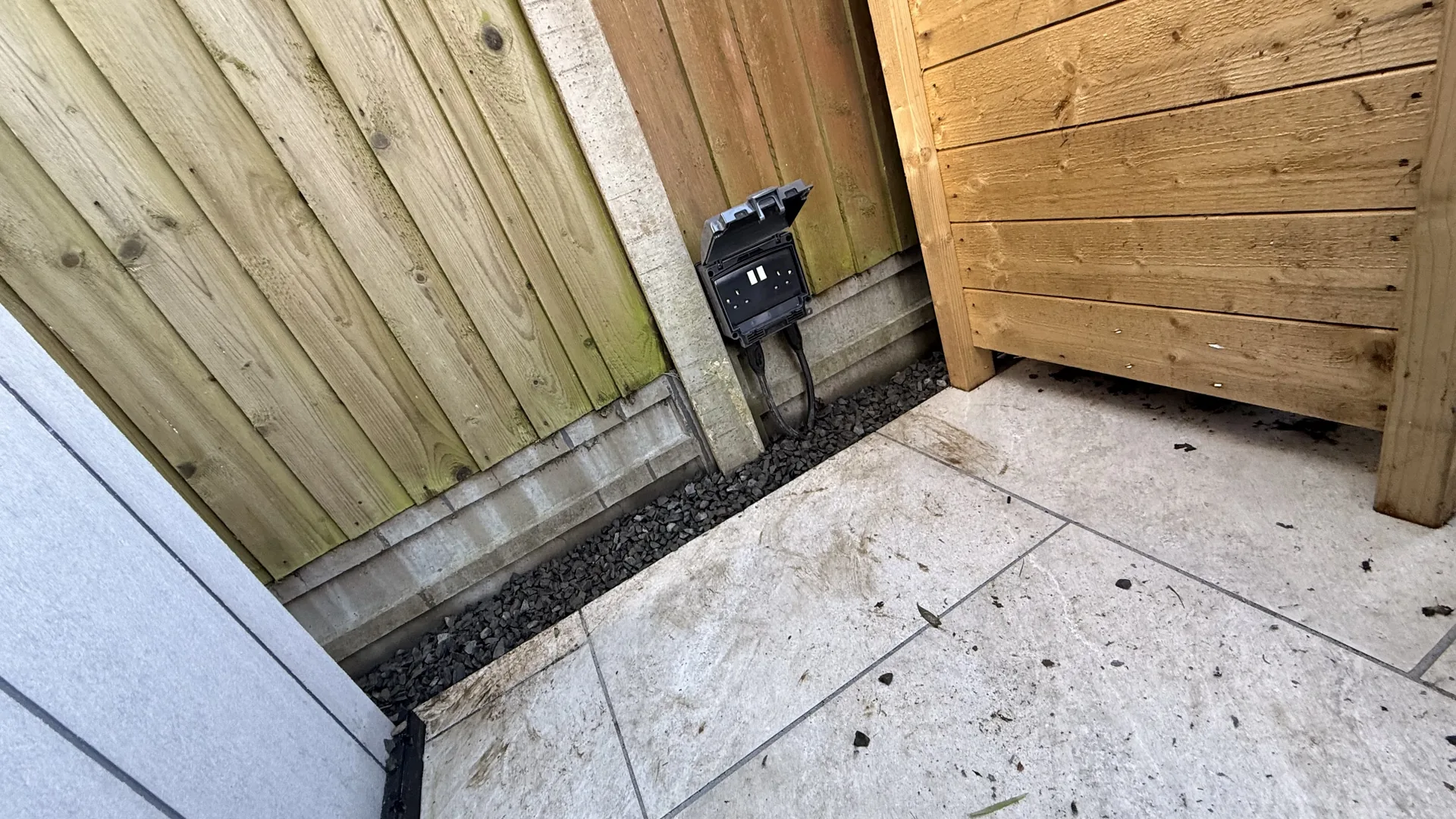 External Socket Installation